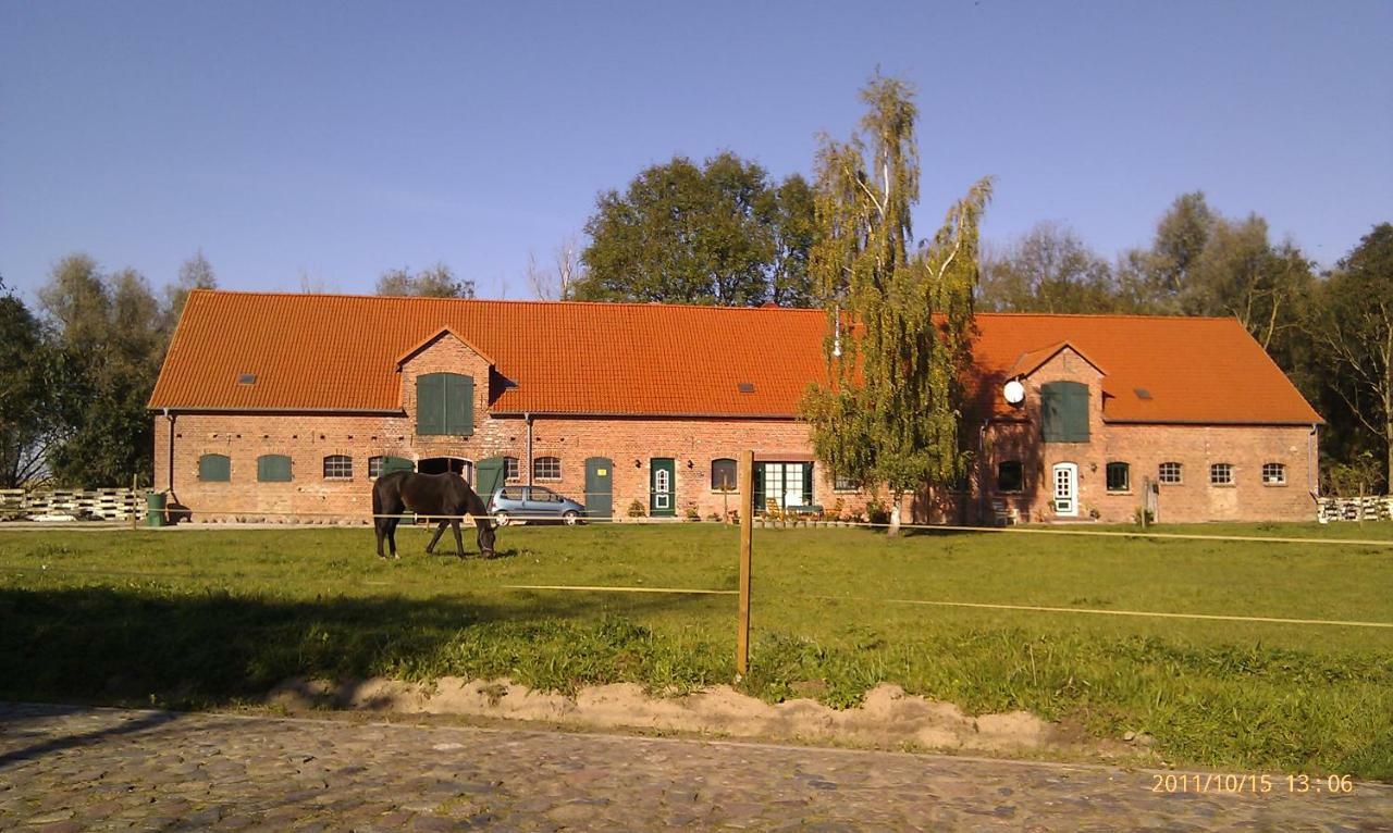 Gutshaus Alt-Jargenow Apartman Alt Jargenow Kültér fotó