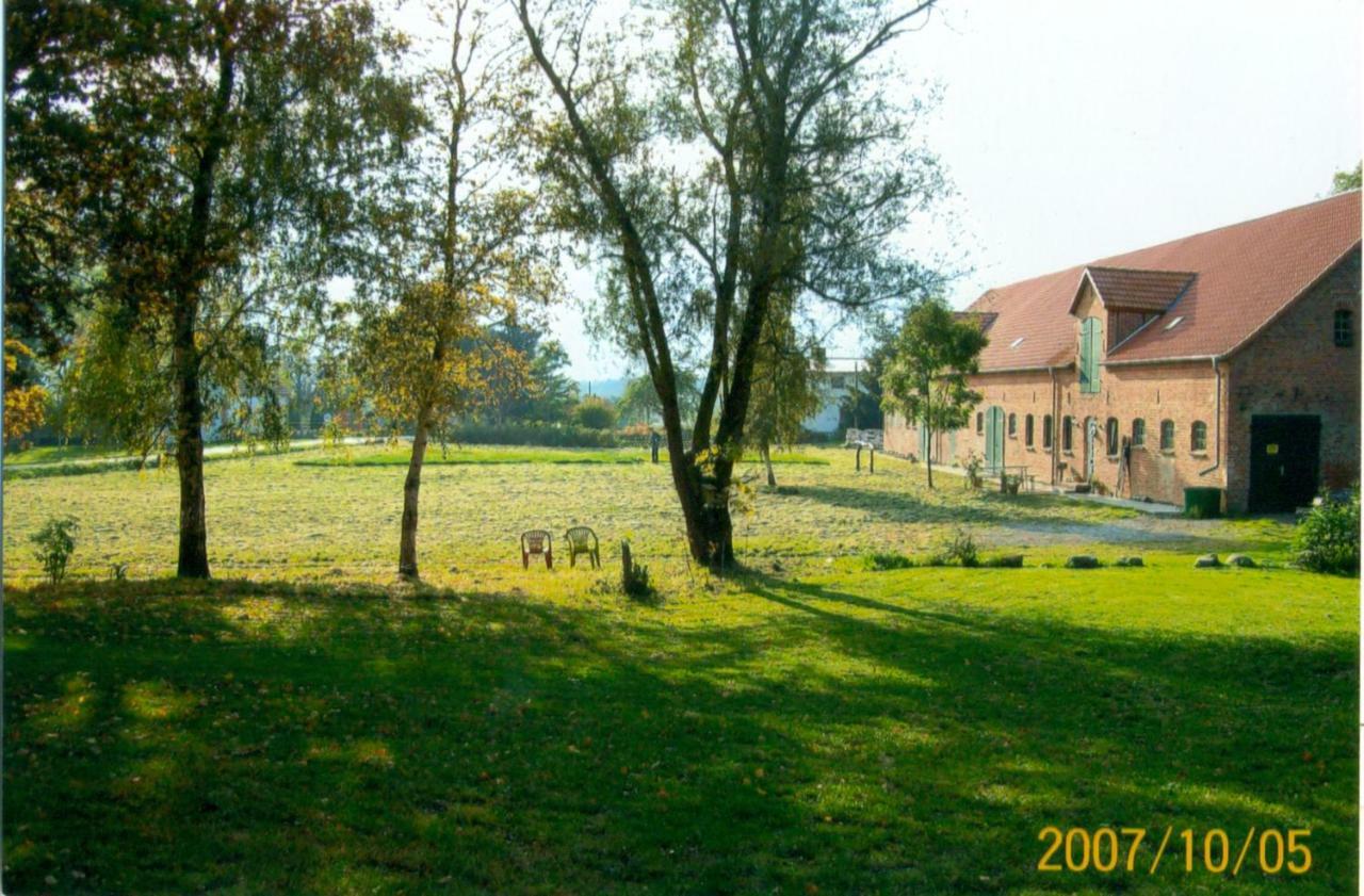 Gutshaus Alt-Jargenow Apartman Alt Jargenow Kültér fotó